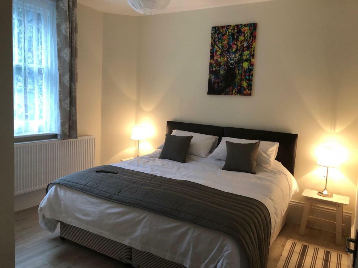 Good Intent Rooms Waltham Abbey Luaran gambar